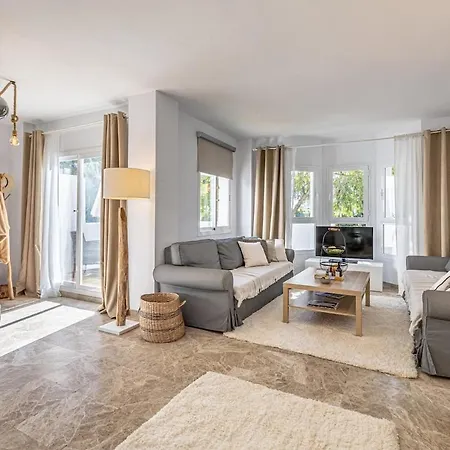 Luxury 3bdr Puerto Banus In Marbella